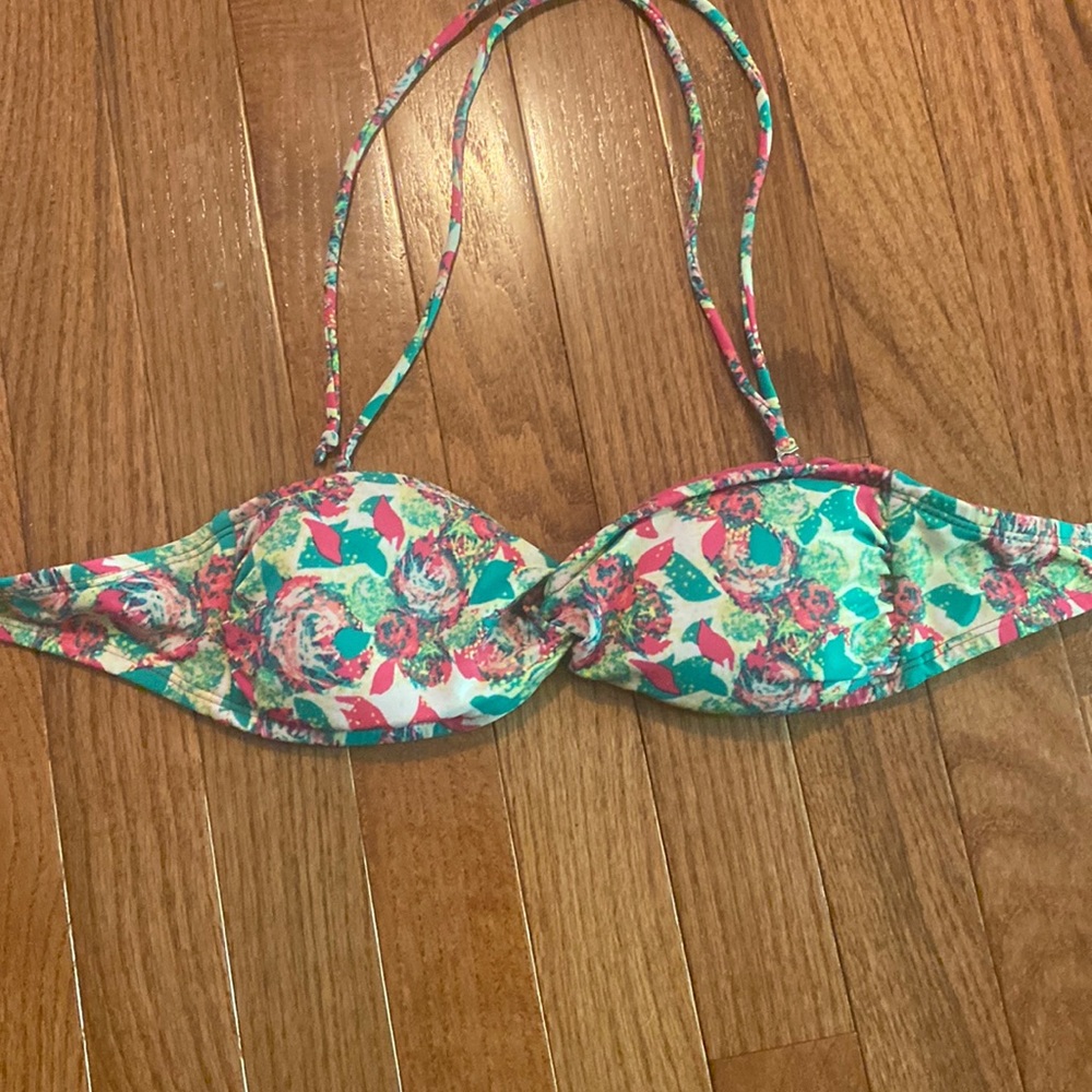 Floral bandeau bikini top